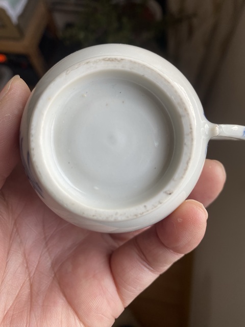 古玩陶瓷乾隆青花杯真品鑒賞圖