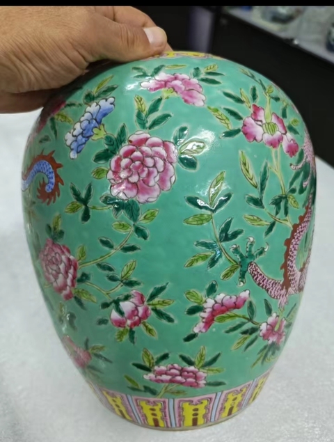 古玩陶瓷粉彩罐真品鑒賞圖