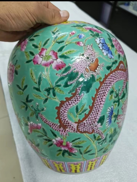 古玩陶瓷粉彩罐真品鑒賞圖