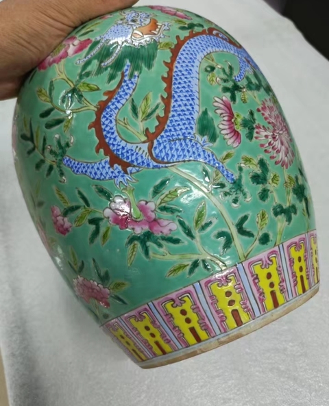 古玩陶瓷粉彩罐真品鑒賞圖