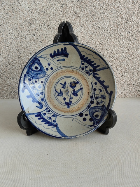 古玩陶瓷清中期魚藻紋青花盤拍賣，當(dāng)前價(jià)格680元