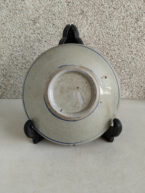 古玩陶瓷清中期魚藻紋青花盤拍賣，當(dāng)前價(jià)格680元