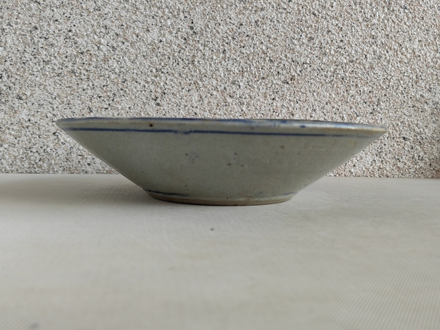 古玩陶瓷清中期魚藻紋青花盤拍賣，當(dāng)前價(jià)格680元