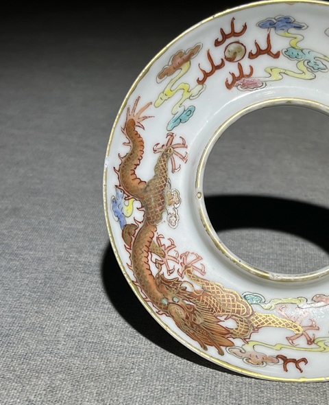 古玩陶瓷粉彩雙龍戲珠紋托拍賣，當前價格9800元