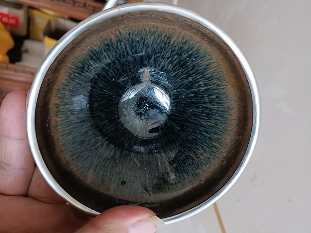 古玩陶瓷建窯兔毫束口盞真品鑒賞圖