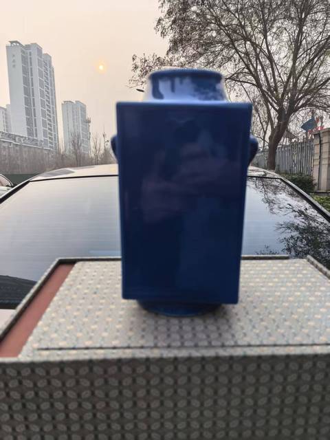 古玩陶瓷清末民初·霽藍釉象耳琮式瓶 真品鑒賞圖