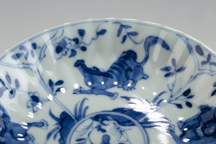 古玩陶瓷清康熙·青花開窗瑞獸紋小盤
真品鑒賞圖