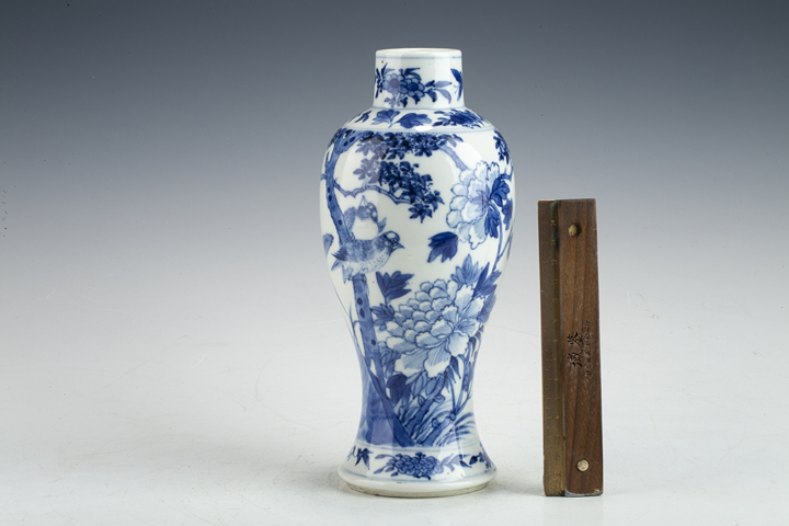 古玩陶瓷清晚·青花富貴白頭紋雞腿瓶一對真品鑒賞圖