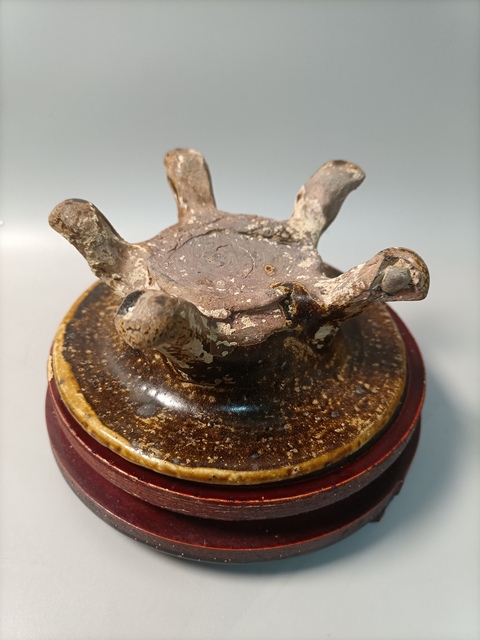 古玩陶瓷醬黃釉炫紋五足香爐真品鑒賞圖