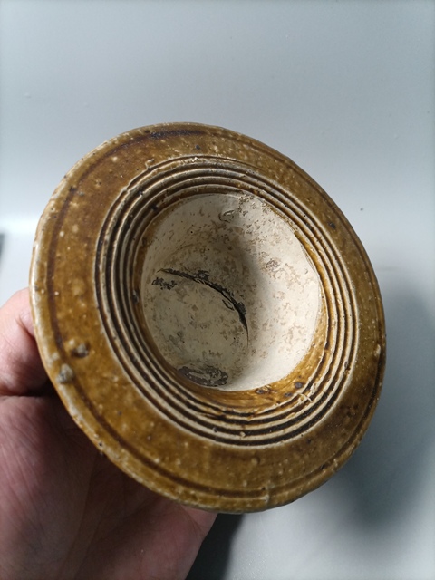 古玩陶瓷醬黃釉炫紋五足香爐真品鑒賞圖