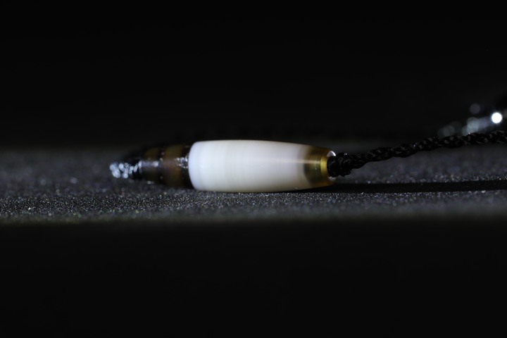 古玩玉器千年錯(cuò)思黑白珠真品鑒賞圖