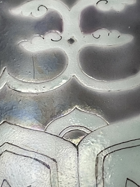 古玩陶瓷清晚期 紫地綠彩福壽連綿觀音瓶真品鑒賞圖