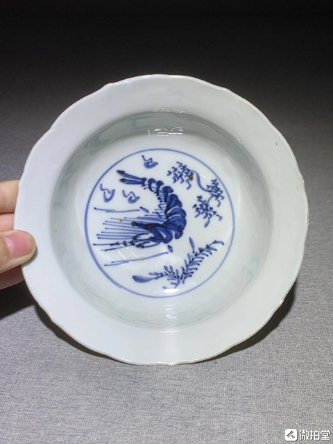 古玩陶瓷晚明青花花口碗真品鑒賞圖