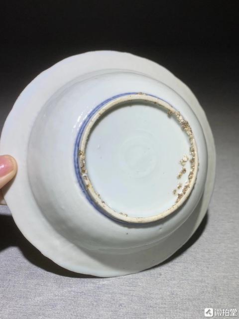 古玩陶瓷晚明青花花口碗真品鑒賞圖