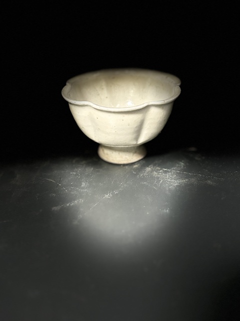 古玩陶瓷宋·花口刻花盞杯拍賣，當前價格2600元