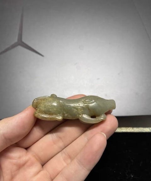 古玩玉器和田玉生肖狗擺件真品鑒賞圖