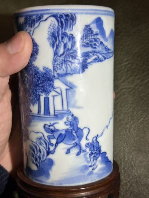古玩陶瓷清晚期青花山水高士圖筆筒真品鑒賞圖