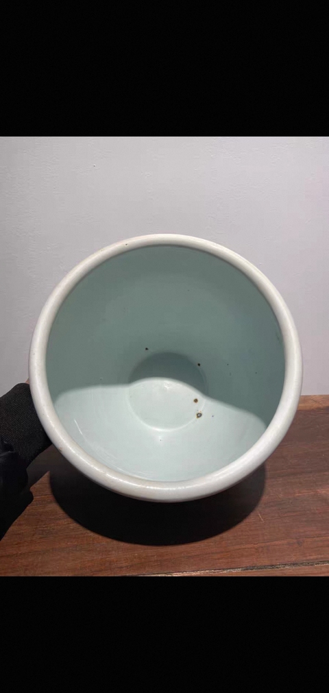 古玩陶瓷花卉紋青花缸真品鑒賞圖