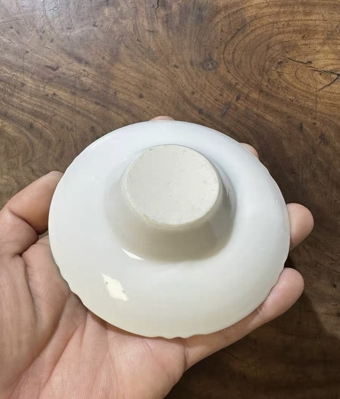 古玩陶瓷白釉蓋碗真品鑒賞圖