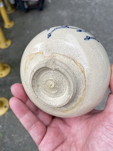 古玩陶瓷馬紋青花杯真品鑒賞圖