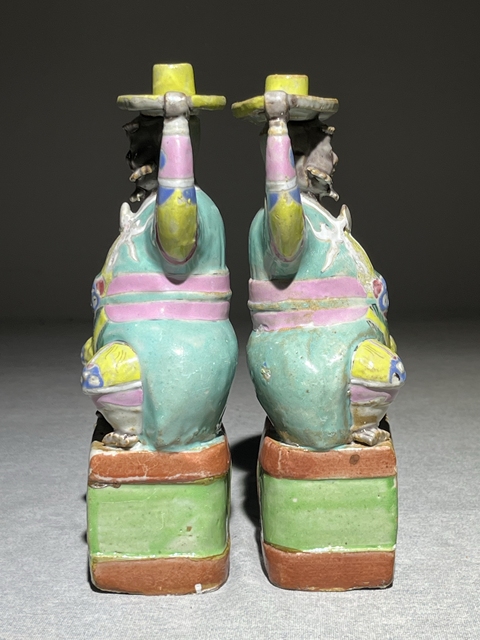 古玩陶瓷粉彩人物塑像拍賣，當前價格18000元