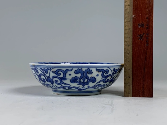 古玩陶瓷碗真品鑒賞圖