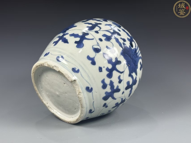 古玩陶瓷明晚期·青花纏枝蓮紋罐拍賣，當前價格0元