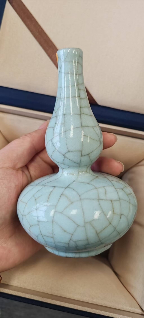 古玩陶瓷哥釉葫蘆真品鑒賞圖