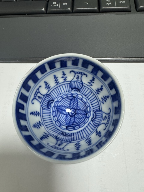 古玩陶瓷雞心杯真品鑒賞圖