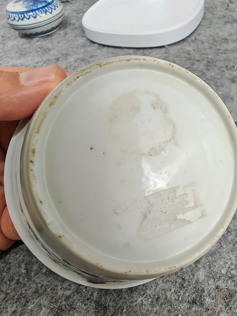 古玩陶瓷馬蹄型粉彩山水碗真品鑒賞圖