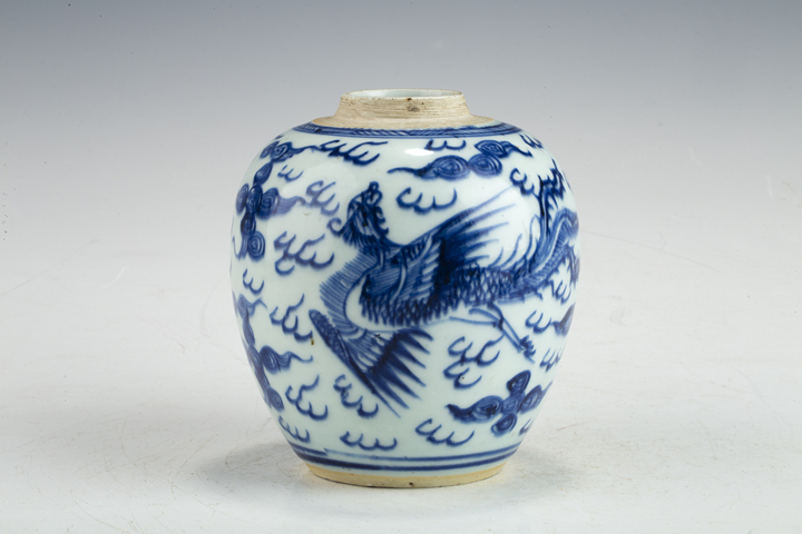 古玩陶瓷清雍乾·青花云鳳紋罐拍賣，當前價格0元