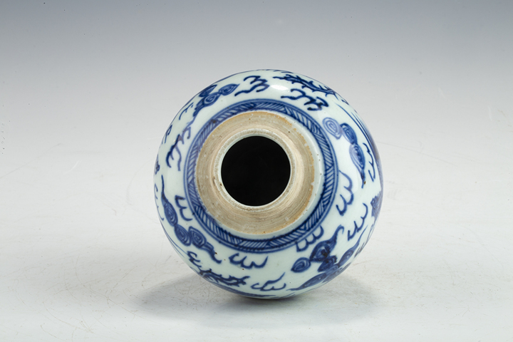 古玩陶瓷清雍乾·青花云鳳紋罐拍賣，當前價格0元