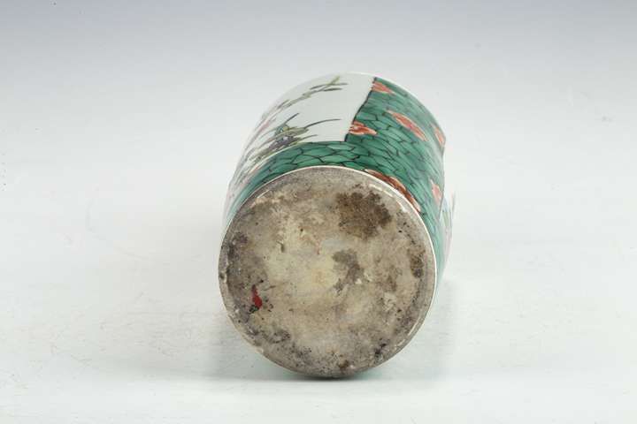 古玩陶瓷民國·五彩開窗梅蘭竹菊紋筒瓶
真品鑒賞圖