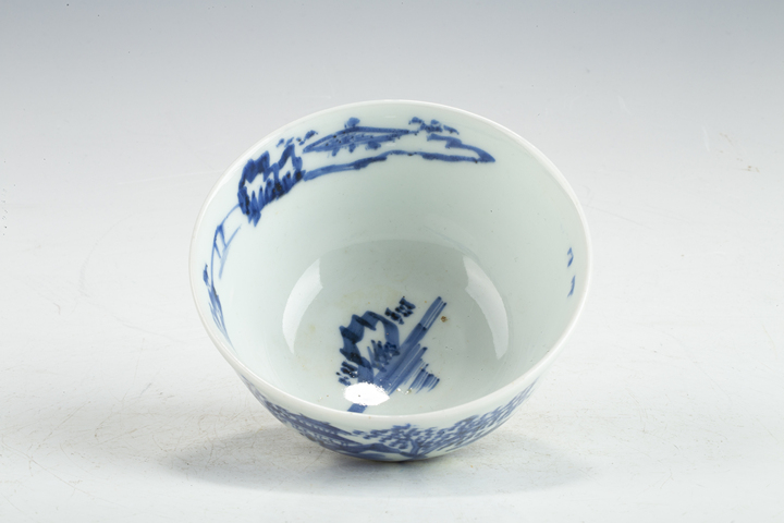 古玩陶瓷清晚·青花山水人物詩(shī)文蓋碗真品鑒賞圖