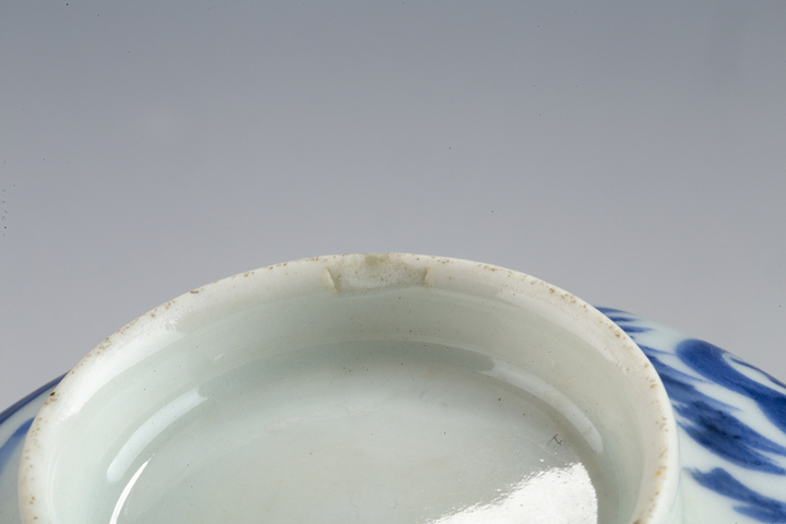 古玩陶瓷清晚·青花山水人物詩(shī)文蓋碗真品鑒賞圖