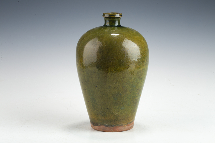 古玩陶瓷民國·綠釉梅瓶拍賣，當前價格288元