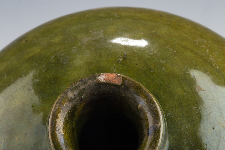 古玩陶瓷民國·綠釉梅瓶拍賣，當前價格288元