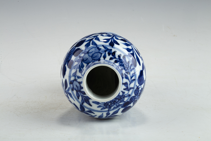 古玩陶瓷清晚·青花龍穿花紋蓋瓶
拍賣，當前價格0元