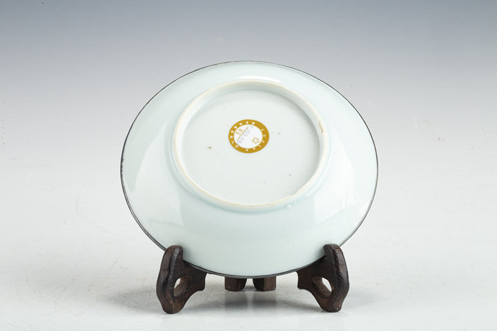 古玩陶瓷清中·青花竹石牡丹紋盤
拍賣，當前價格0元