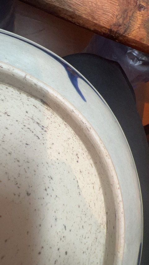 古玩陶瓷過墻龍紋青花盤真品鑒賞圖