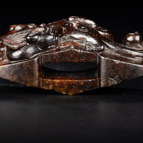 古玩玉器螭龍紋劍格真品鑒賞圖