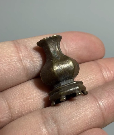 古玩銅器清代銅香插真品鑒賞圖