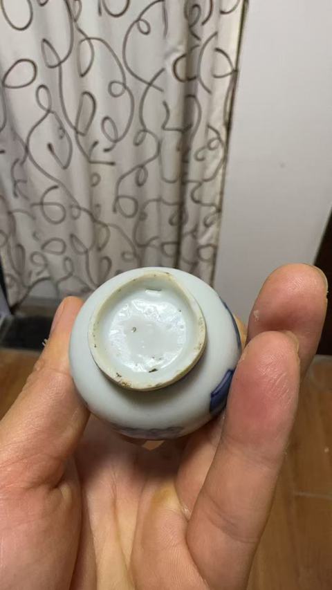 古玩陶瓷青花四美圖雙耳瓶真品鑒賞圖