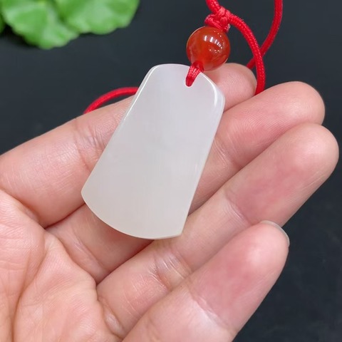 古玩玉器天然和田玉無事牌真品鑒賞圖