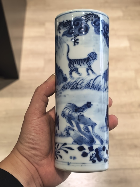 古玩陶瓷清晚·青花十二生肖紋香筒拍賣，當前價格9999元