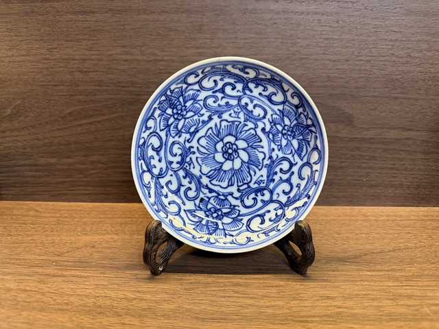 古玩陶瓷清中期青花小盤真品鑒賞圖