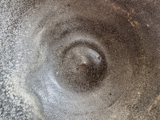 古玩陶瓷褐釉缽真品鑒賞圖