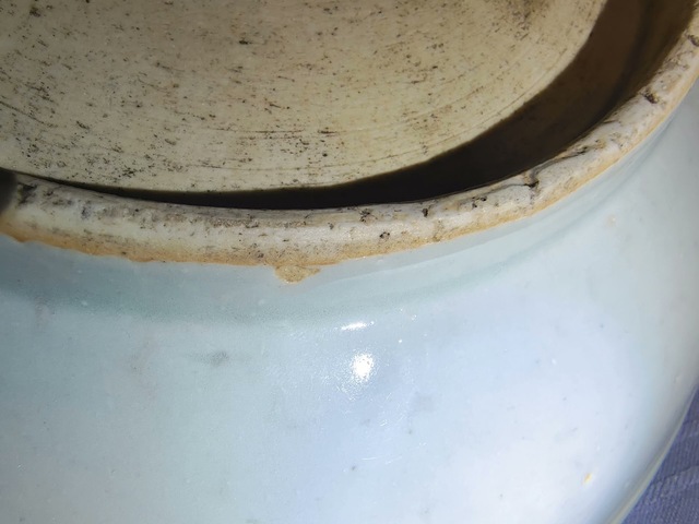 古玩陶瓷過墻龍紋青花盤真品鑒賞圖