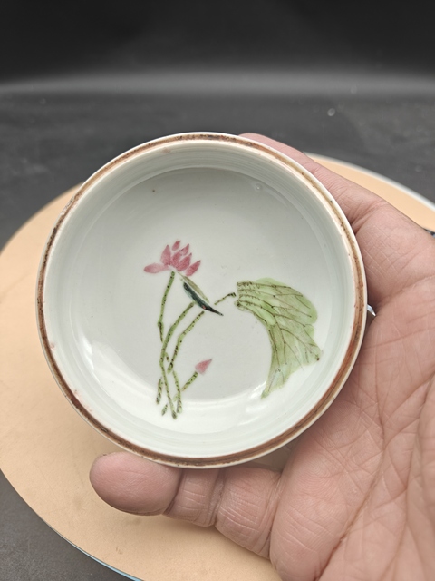 古玩陶瓷光緒青花釉里紅淺降彩印泥盒真品鑒賞圖