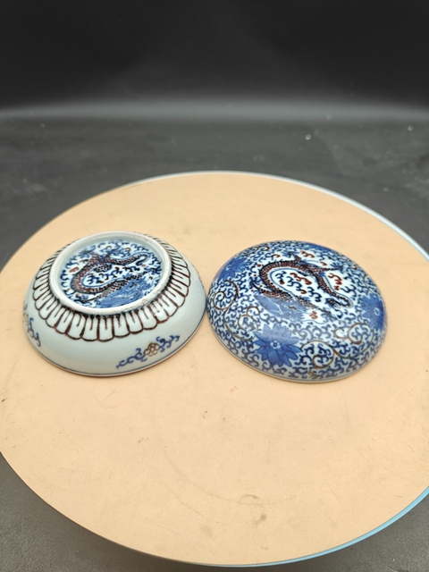 古玩陶瓷光緒青花釉里紅淺降彩印泥盒真品鑒賞圖